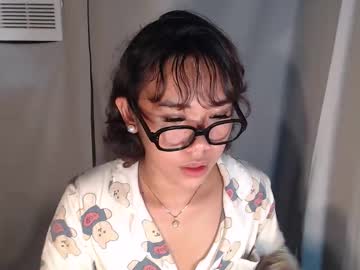 Hoelykarrie November 14, 2025 Chaturbate stream image