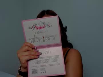 Mia_Garcia2 November 14, 2025 Chaturbate stream image