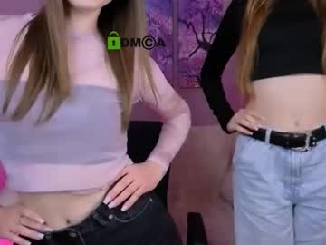 Flora_Ri November 15, 2025 Chaturbate stream image