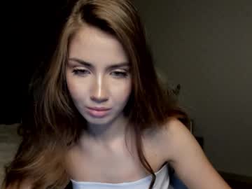 Aurora_Glow_21 November 15, 2025 Chaturbate stream image