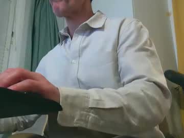 Naturista25 November 15, 2025 Chaturbate stream image
