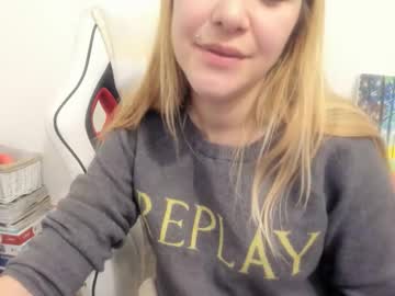 Gloss___ November 16, 2025 Chaturbate stream image