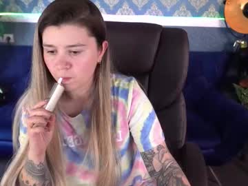 Amellymillyy November 16, 2025 Chaturbate stream image