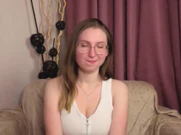 Oliviavele November 16, 2025 Chaturbate stream image
