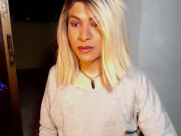 Dirtydanezka November 17, 2025 Chaturbate stream image