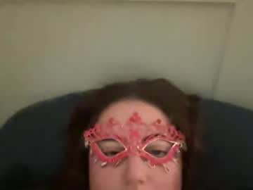 Buzzndizzy November 17, 2025 Chaturbate stream image
