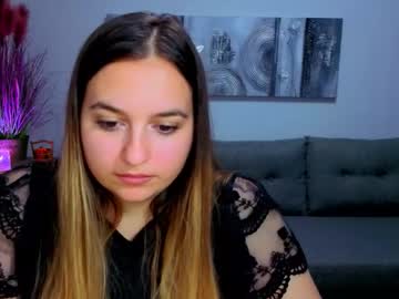 Maria_Bond November 17, 2025 Chaturbate stream image