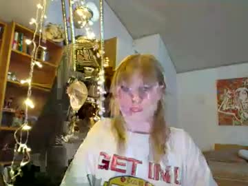 Lunalovetea November 17, 2025 Chaturbate stream image