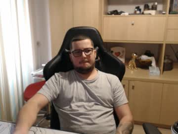 Kevinnlovely November 17, 2025 Chaturbate stream image