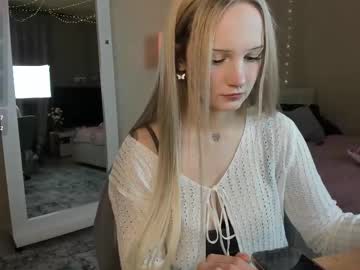 S0ftlyblessed November 17, 2025 Chaturbate stream image