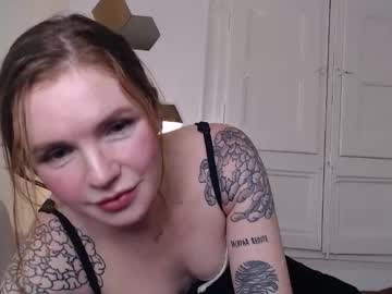 Frecklefox November 17, 2025 Chaturbate stream image