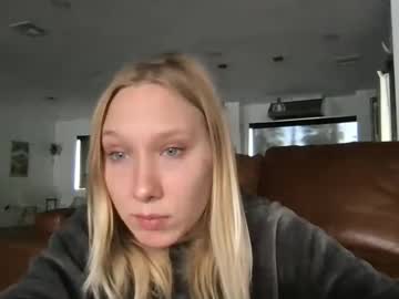 Xmckennalynn November 17, 2025 Chaturbate stream image