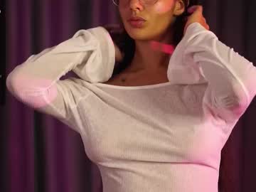 Isabellateetz November 17, 2025 Chaturbate stream image