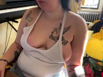 Luckysucks November 17, 2025 Chaturbate stream image