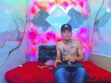 Kevinperlas_ November 17, 2025 Chaturbate stream image