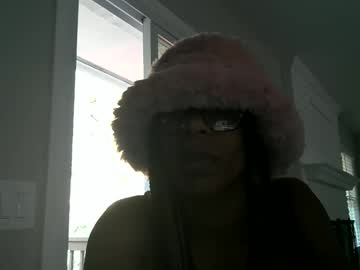 Slimmmgooodiexoxo November 17, 2025 Chaturbate stream image