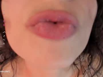 Evelyn_Evelyn November 17, 2025 Chaturbate stream image