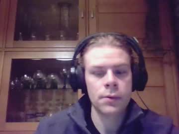 Heart1292 November 17, 2025 Chaturbate stream image