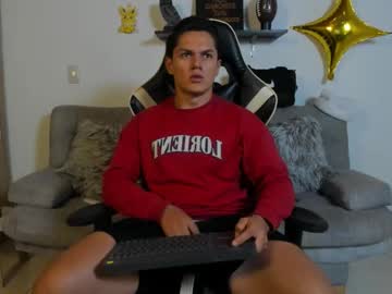 Julian_Wallace November 17, 2025 Chaturbate stream image