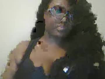 Blackqueennie November 18, 2025 Chaturbate stream image