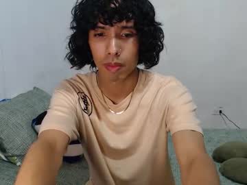 Alexis21_ November 18, 2025 Chaturbate stream image