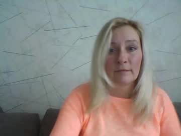 Julia_Mee November 18, 2025 Chaturbate stream image