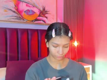 Laura_Aristizabal_19 November 18, 2025 Chaturbate stream image