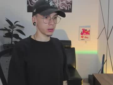 James_Adamss_ November 18, 2025 Chaturbate stream image