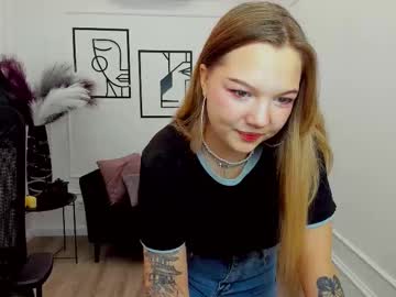Mariarobinsone November 18, 2025 Chaturbate stream image