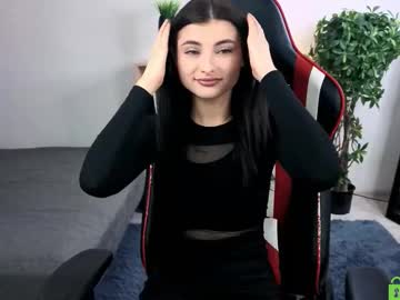 Pauline_Flo November 18, 2025 Chaturbate stream image
