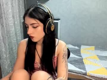 Meowluly November 18, 2025 Chaturbate stream image