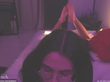 Zarahlynch November 19, 2025 Chaturbate stream image