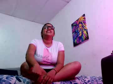 Bellacurvy3 November 19, 2025 Chaturbate stream image