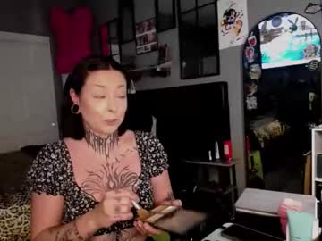 Peach_Bellini_Tattoos November 19, 2025 Chaturbate stream image