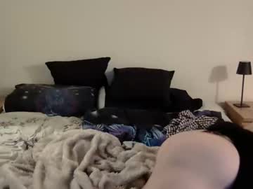 Cloudy2025 November 19, 2025 Chaturbate stream image