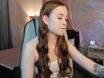 Dolly_Gleam November 19, 2025 Chaturbate stream image