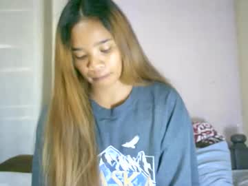 Roxanne_98 November 19, 2025 Chaturbate stream image