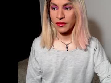 Dirtydanezka November 19, 2025 Chaturbate stream image