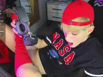 Vladhellsing4 November 19, 2025 Chaturbate stream image