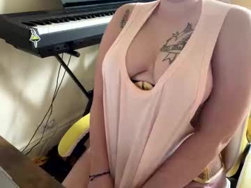Luckysucks November 19, 2025 Chaturbate stream image