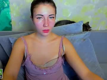 Kira_Moon_1 November 19, 2025 Chaturbate stream image
