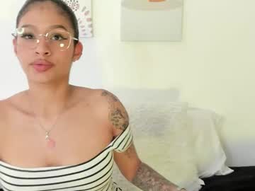 Seleneclark_ November 19, 2025 Chaturbate stream image