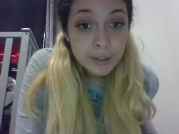 Reddwaxx November 19, 2025 Chaturbate stream image