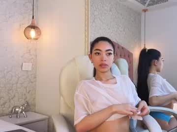 Viiolet_Whitee November 19, 2025 Chaturbate stream image