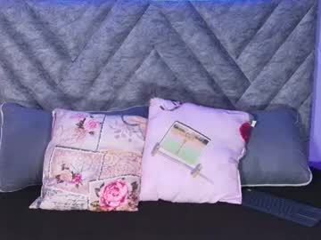 Emmajohnss stream photo from November 20, 2025