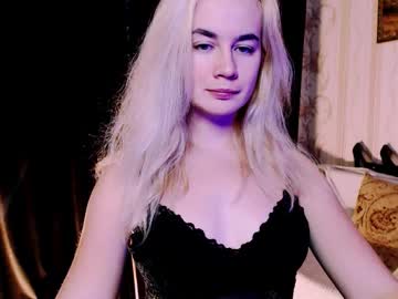 Carinfox November 21, 2025 Chaturbate stream image