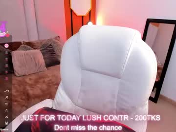 Raven_Curly November 21, 2025 Chaturbate stream image