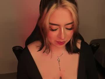 Annikamerliahh_ November 22, 2025 Chaturbate stream image
