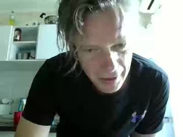 Salsapaulus November 22, 2025 Chaturbate stream image
