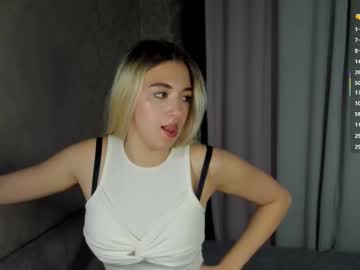 Kiki_Bloom November 22, 2025 Chaturbate stream image